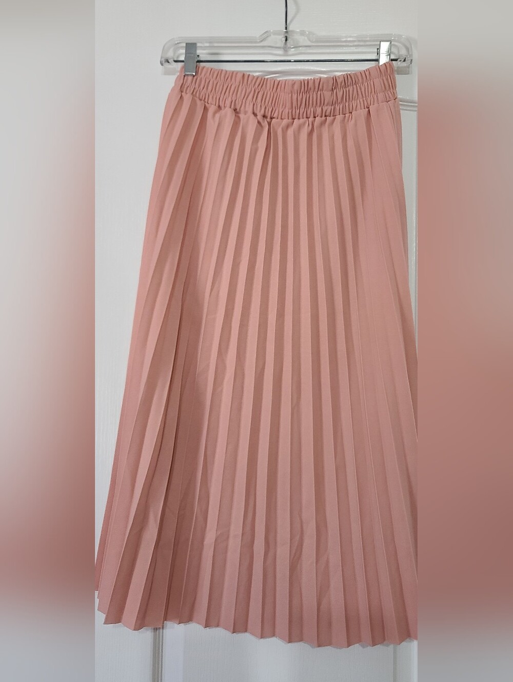 Pleated Midi Skirt in Dusty Rose